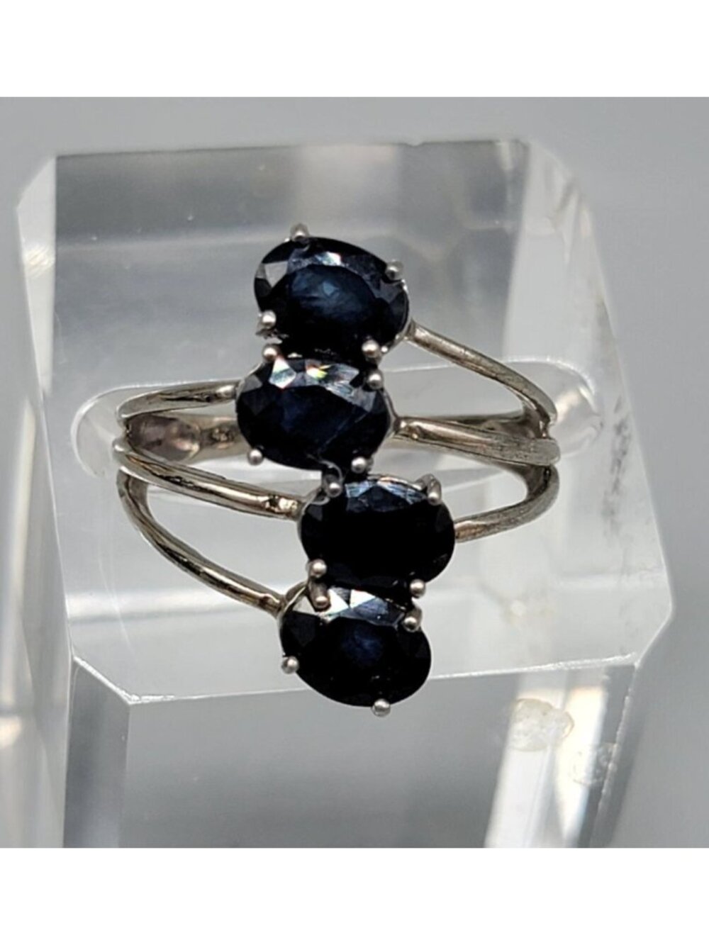 STS Vintage 925 Sterling Silver Kanchanaburi Blue Sapphire Crossover Ring Sz 7